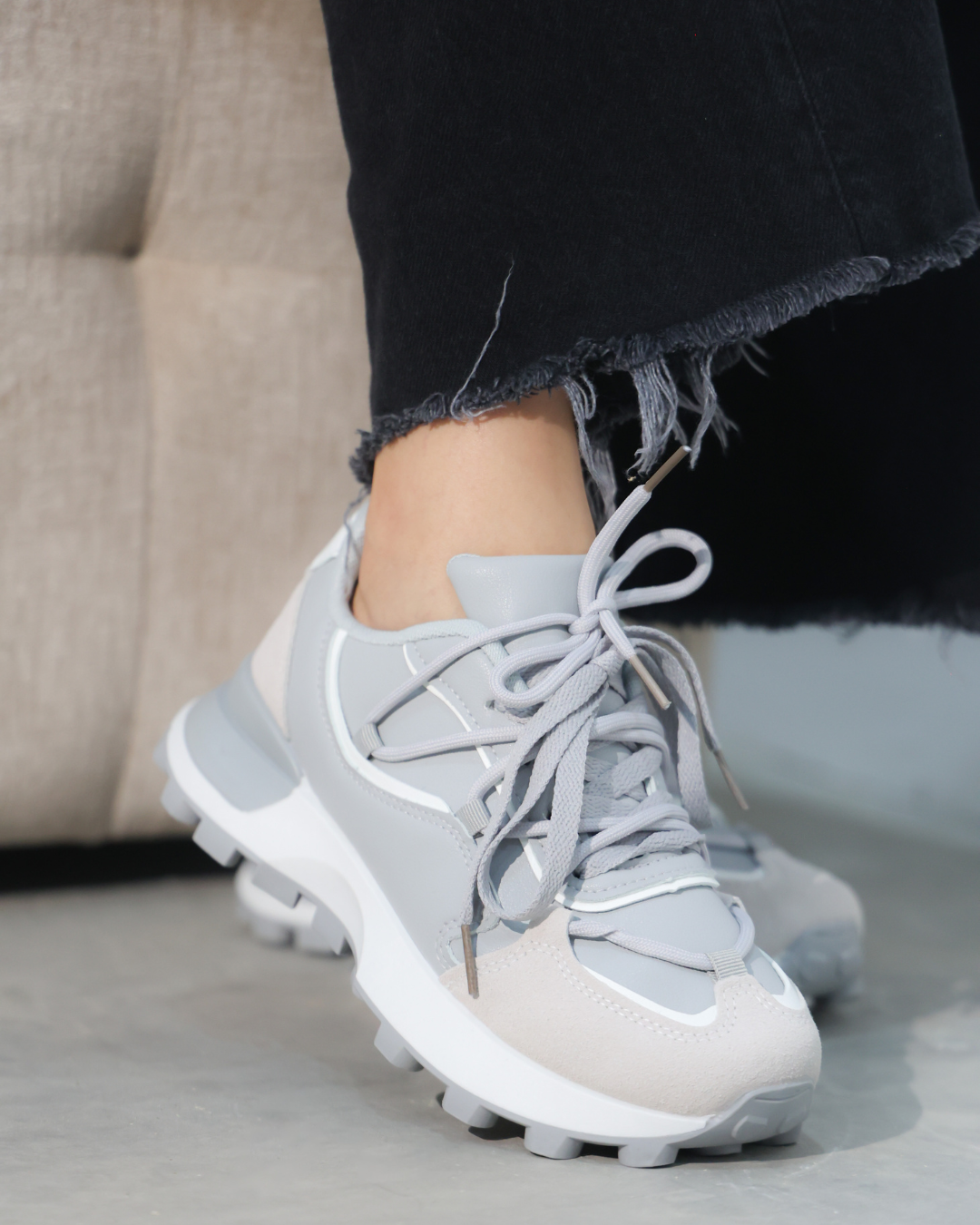 117I Sintético Gris/Gamuza Gris