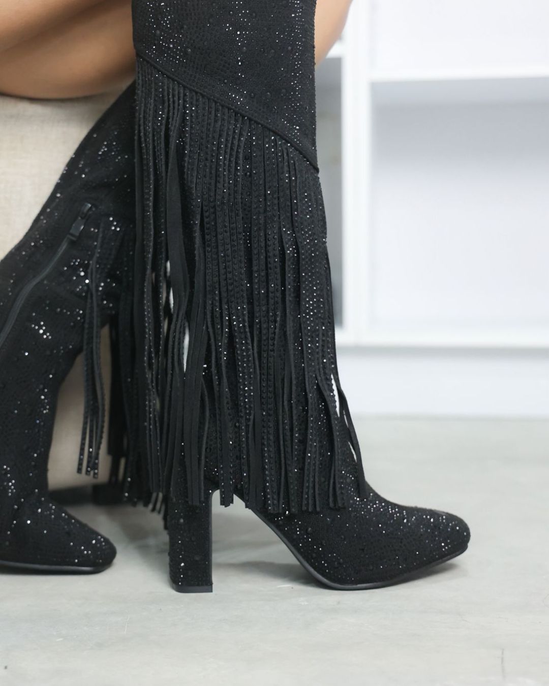 130I Sintético Negro