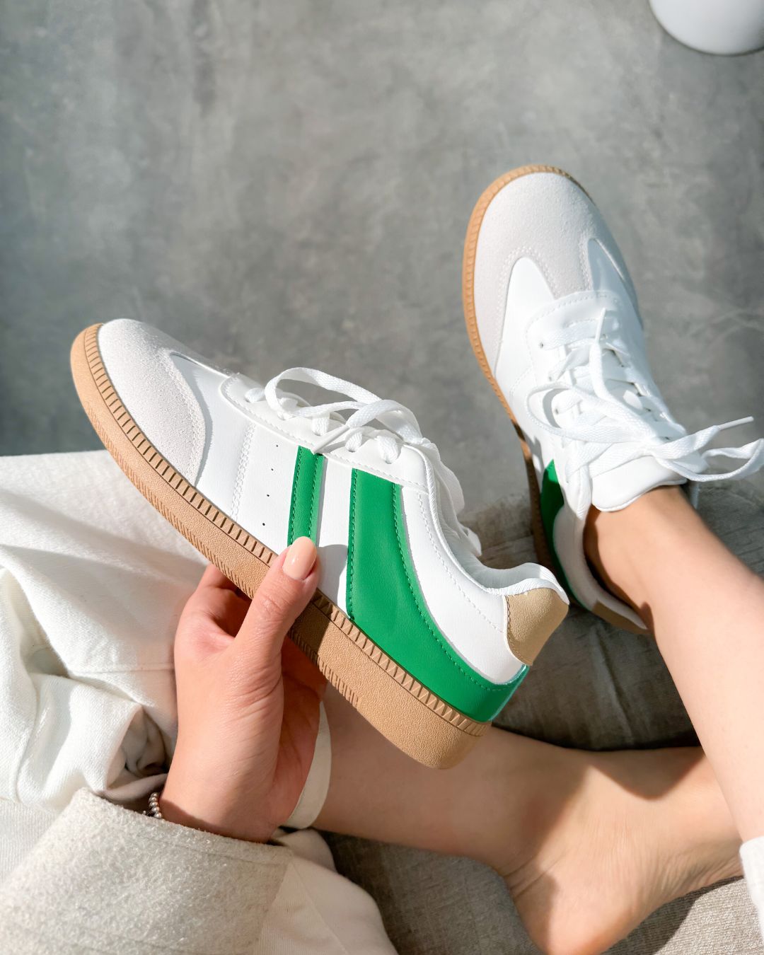 118I Sintético Blanco/Verde/Gamuza Gris