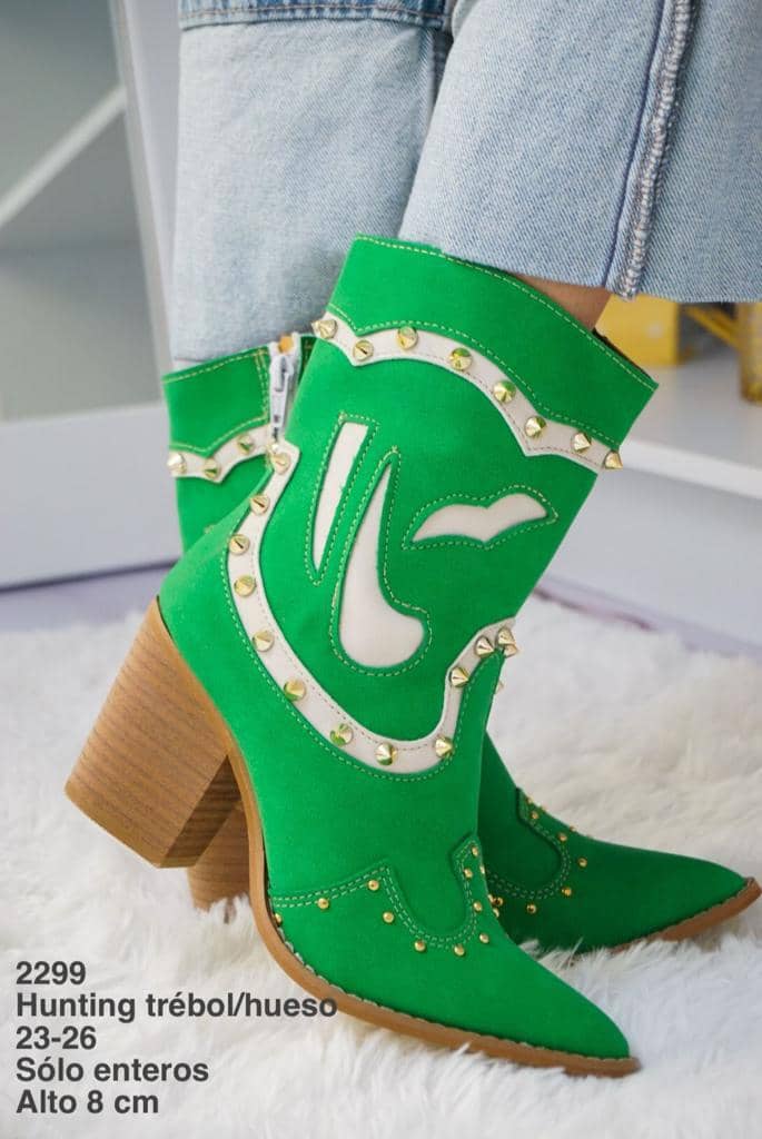2299 Hunting Trébol/Hueso