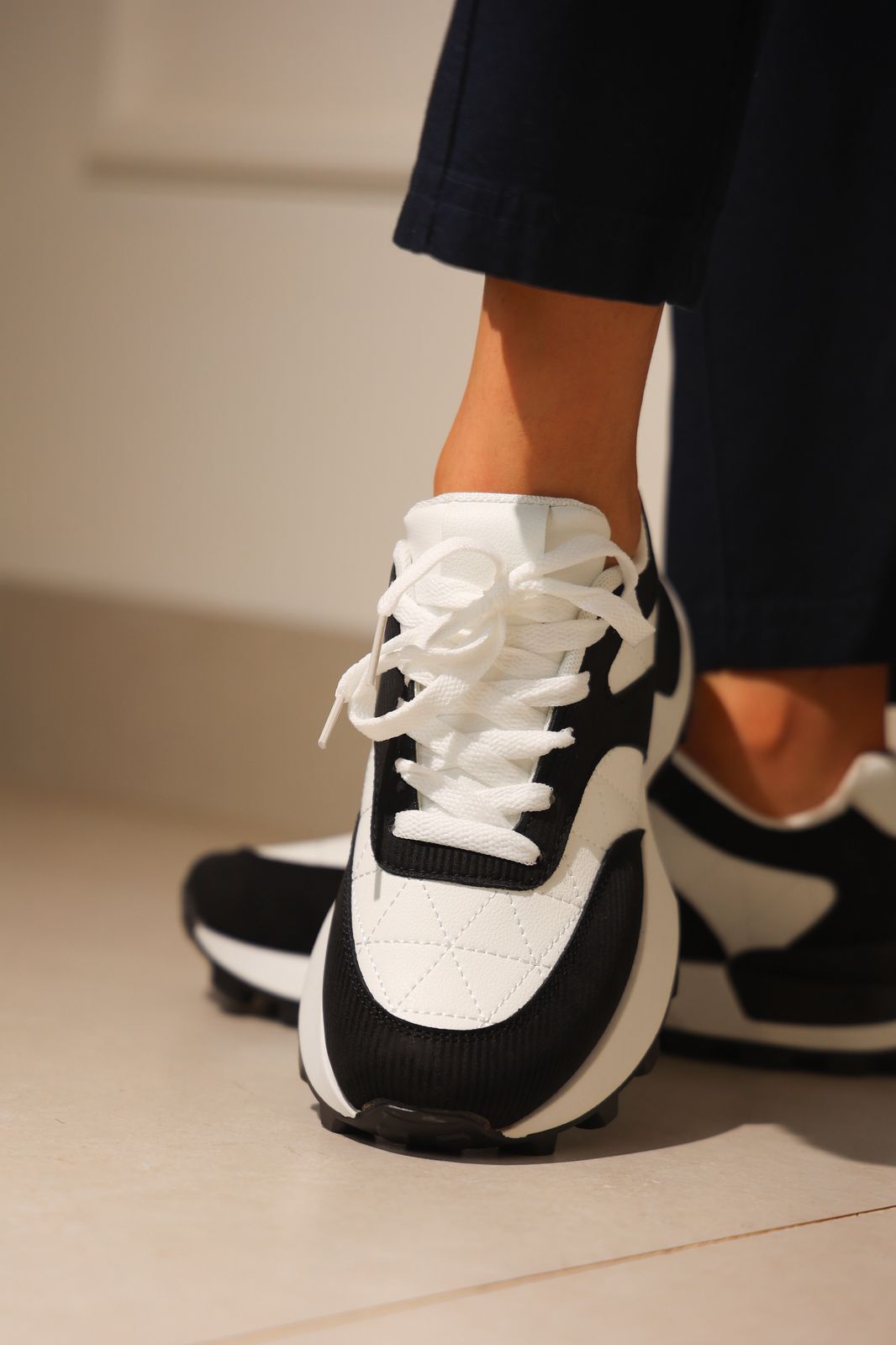 116I Sintético Blanco/Textil negro