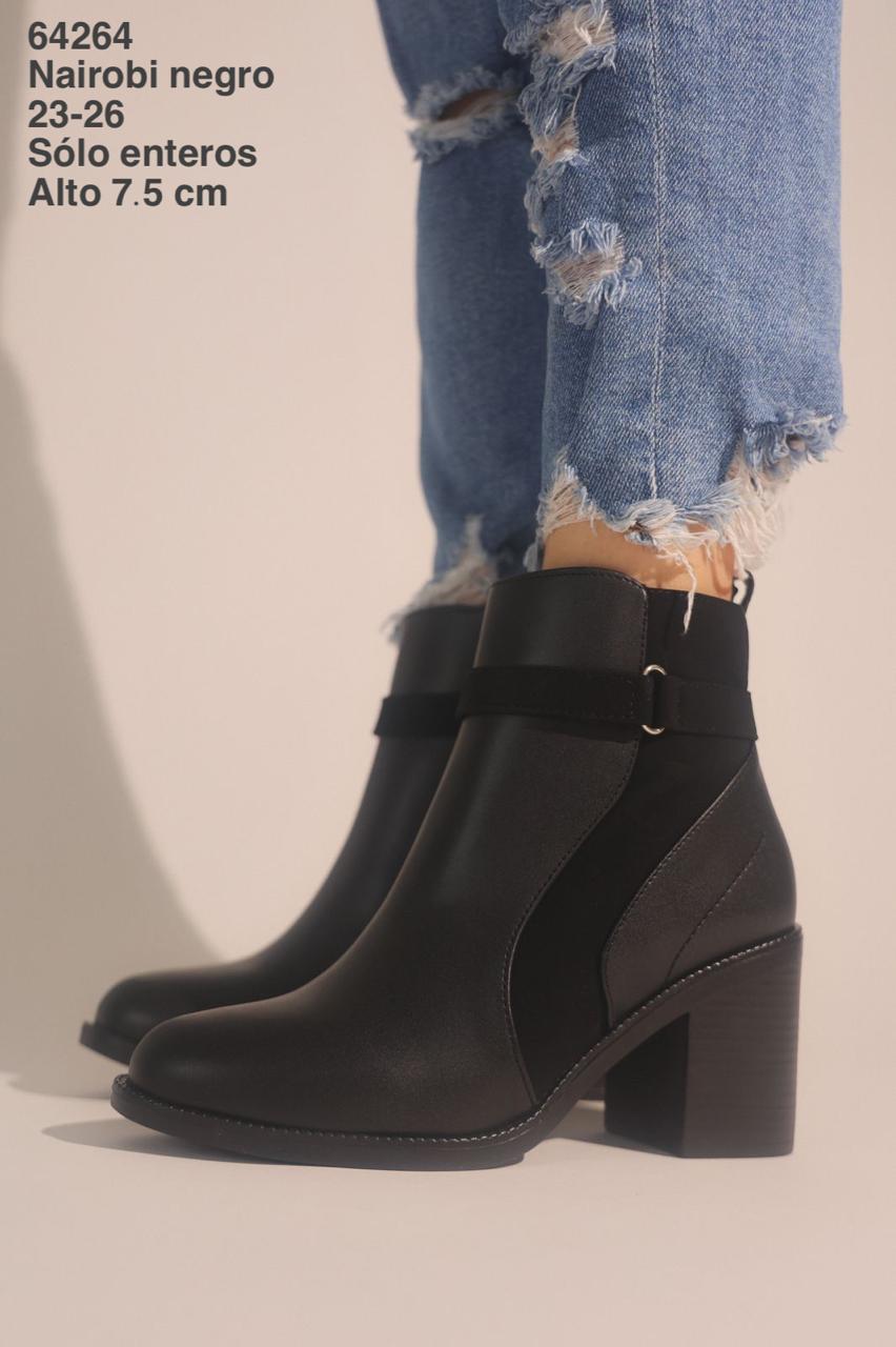 64264 Nairobi Negro