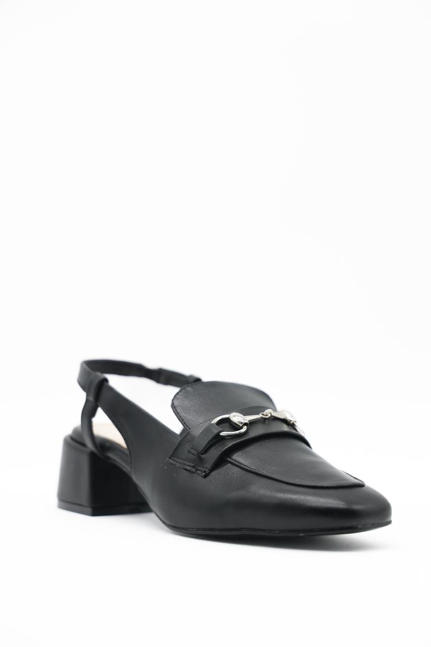 4557 Julieta Negro
