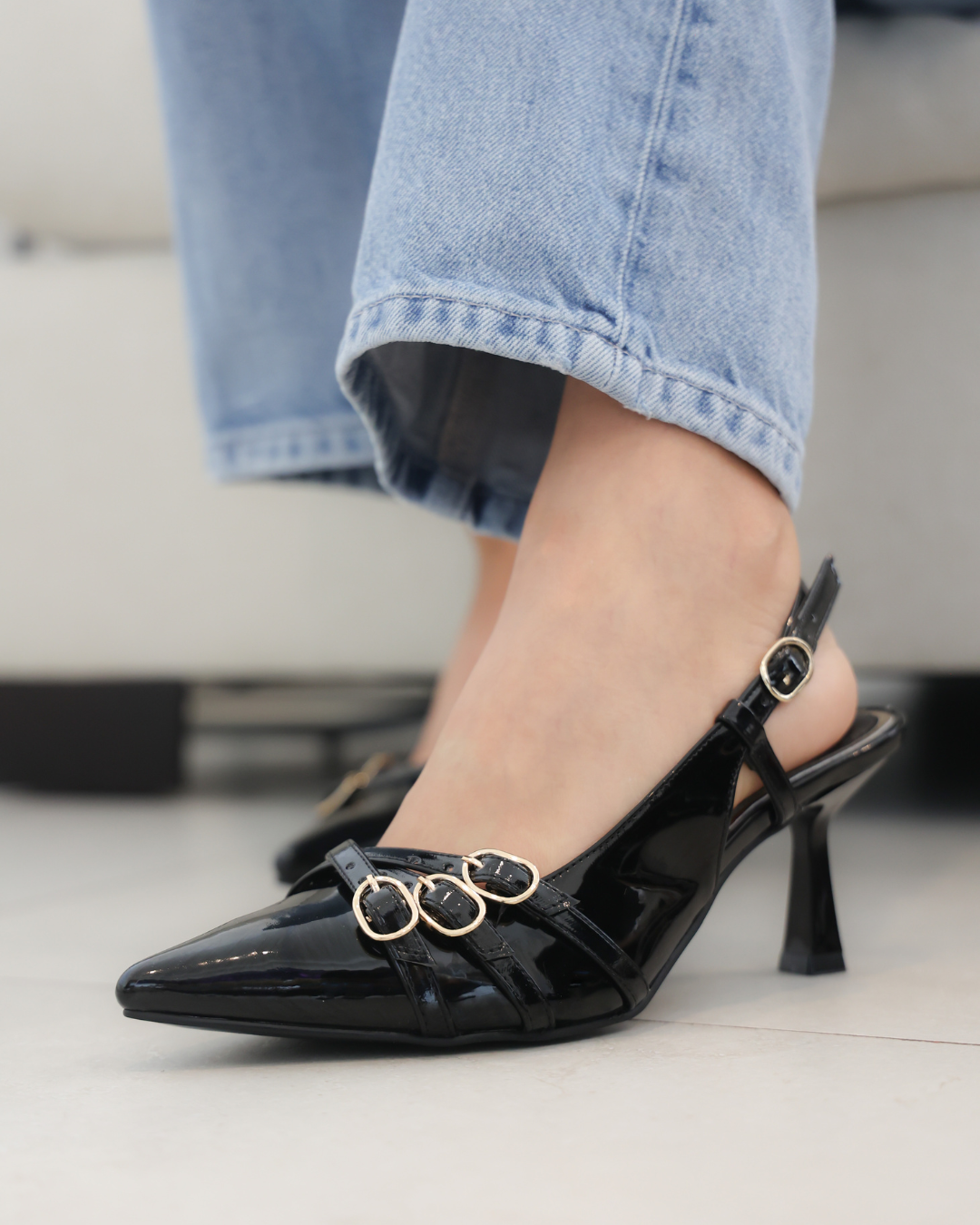 1220L Charol Negro